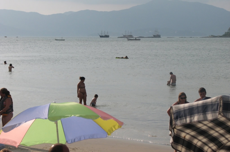 Praia próxima ao Residencial