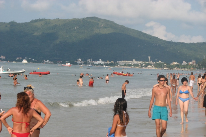 Praia próxima ao Residencial