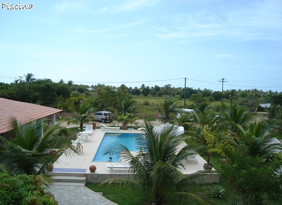 Vistas da Piscina e Jardim