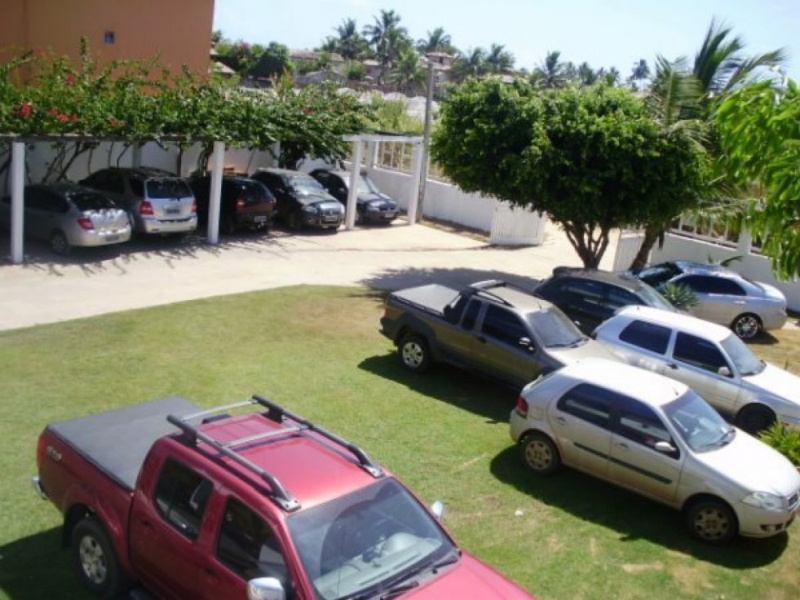 Vistas do Jardim e Garagem