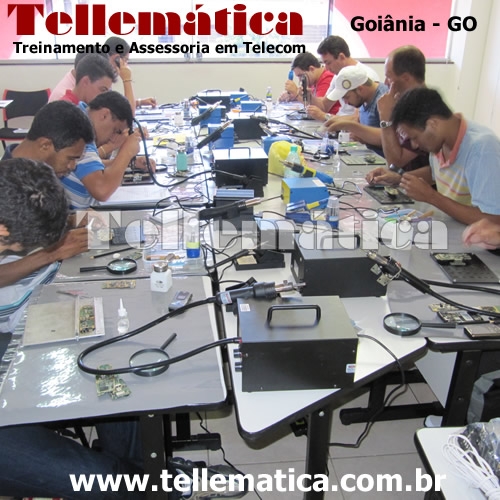 Aula - prática - curso manutenção celular - Goiânia - Goiás