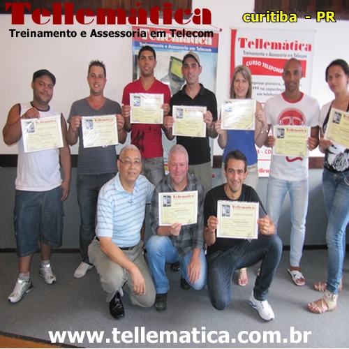Turma de formando curso manuteno celular - Curitiba - Paran
