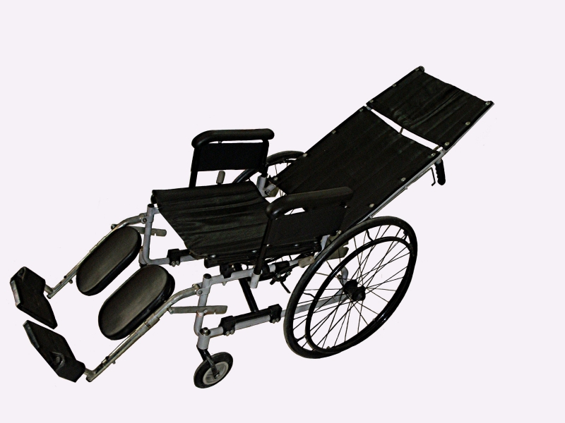 cadeira de rodas com elevaao de perna