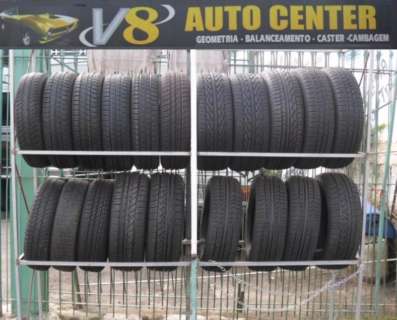 V8 AUTO CENTER